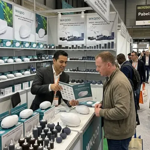 WKAQOO Messestand für Aquarienprodukte auf der IBERZOO\u0026PROPET im Februar 2025 in Madrid zur Ansprache globaler Vertriebspartner und OEM-Käufer